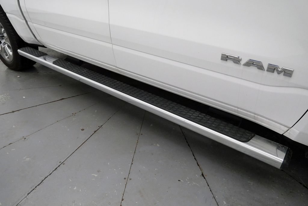 Used 2022 RAM 1500 Big Horn AWD/4WD image 37