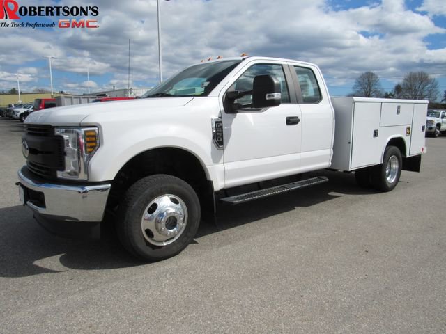 Used 2018 Ford F350 XL w/ Power Equipment Group image 1