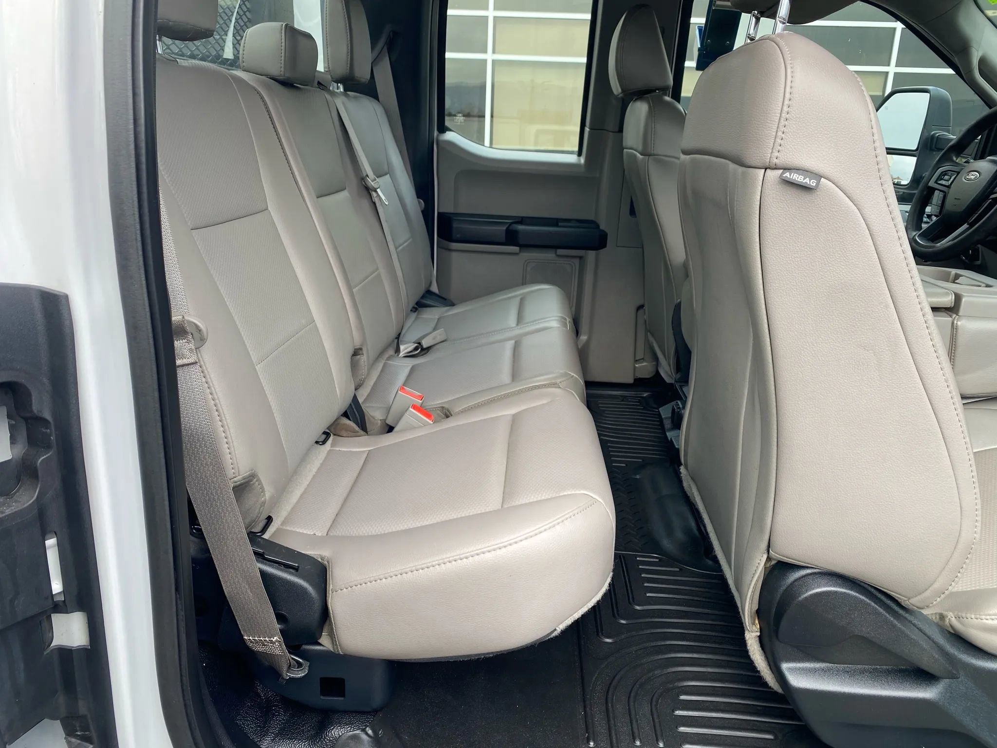 Used 2018 Ford F450 XL w/ Power Equipment Group image 31