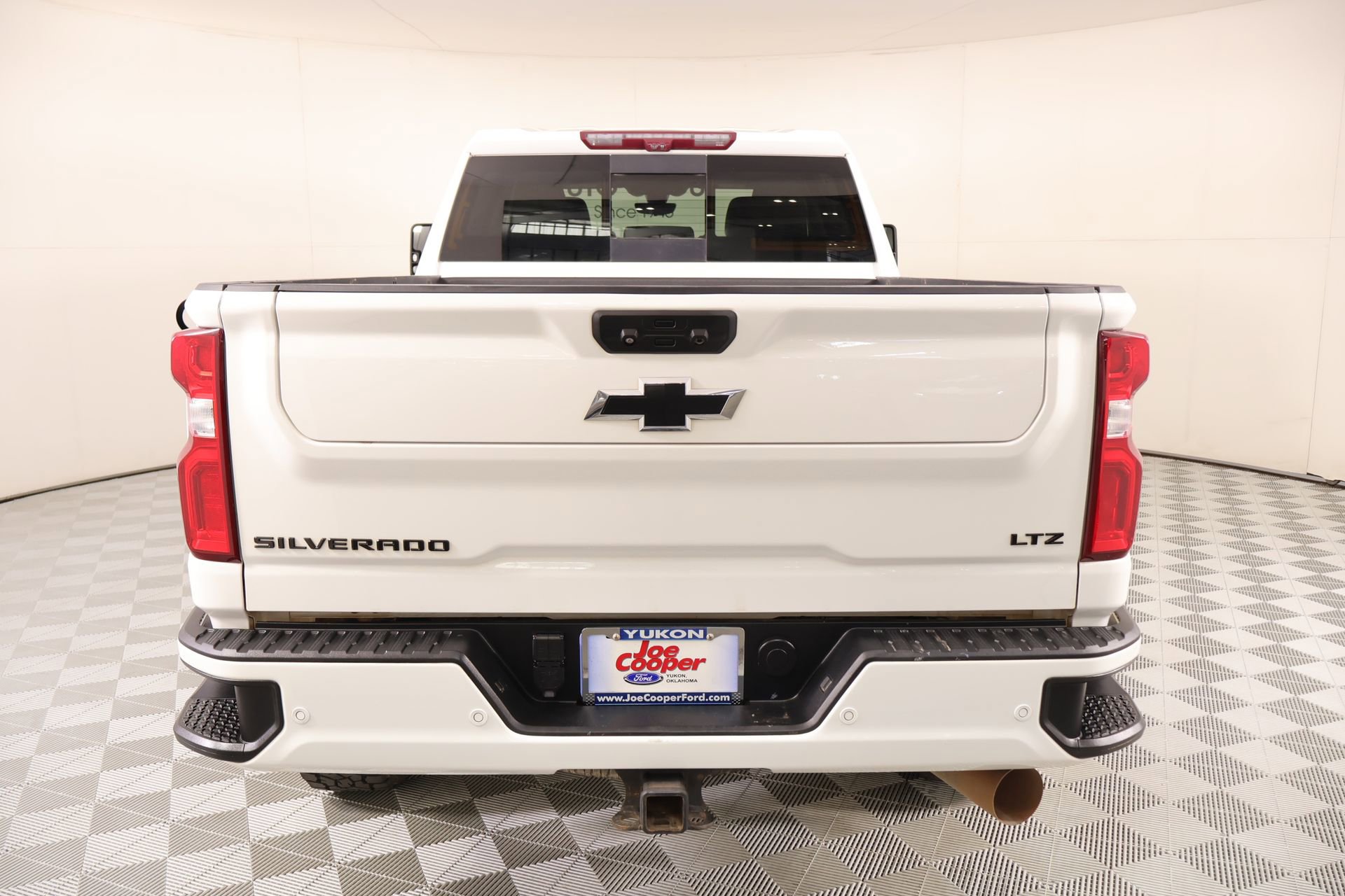 Used 2022 Chevrolet Silverado 3500 LTZ w/ LTZ Plus Package AWD/4WD image 23