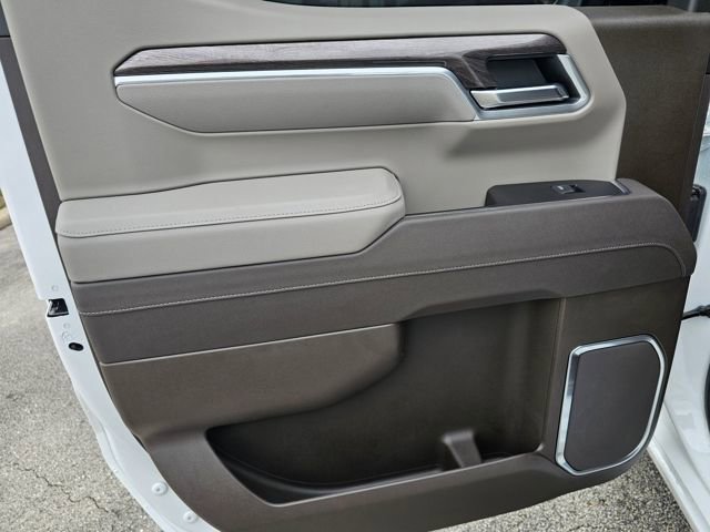 Used 2025 Chevrolet Silverado 1500 LTZ w/ Technology Package image 23