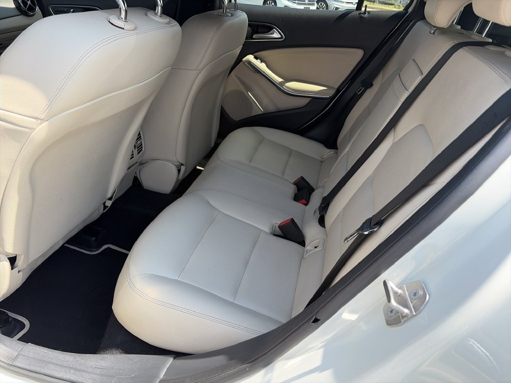 Used 2018 Mercedes-Benz GLA 250 image 18