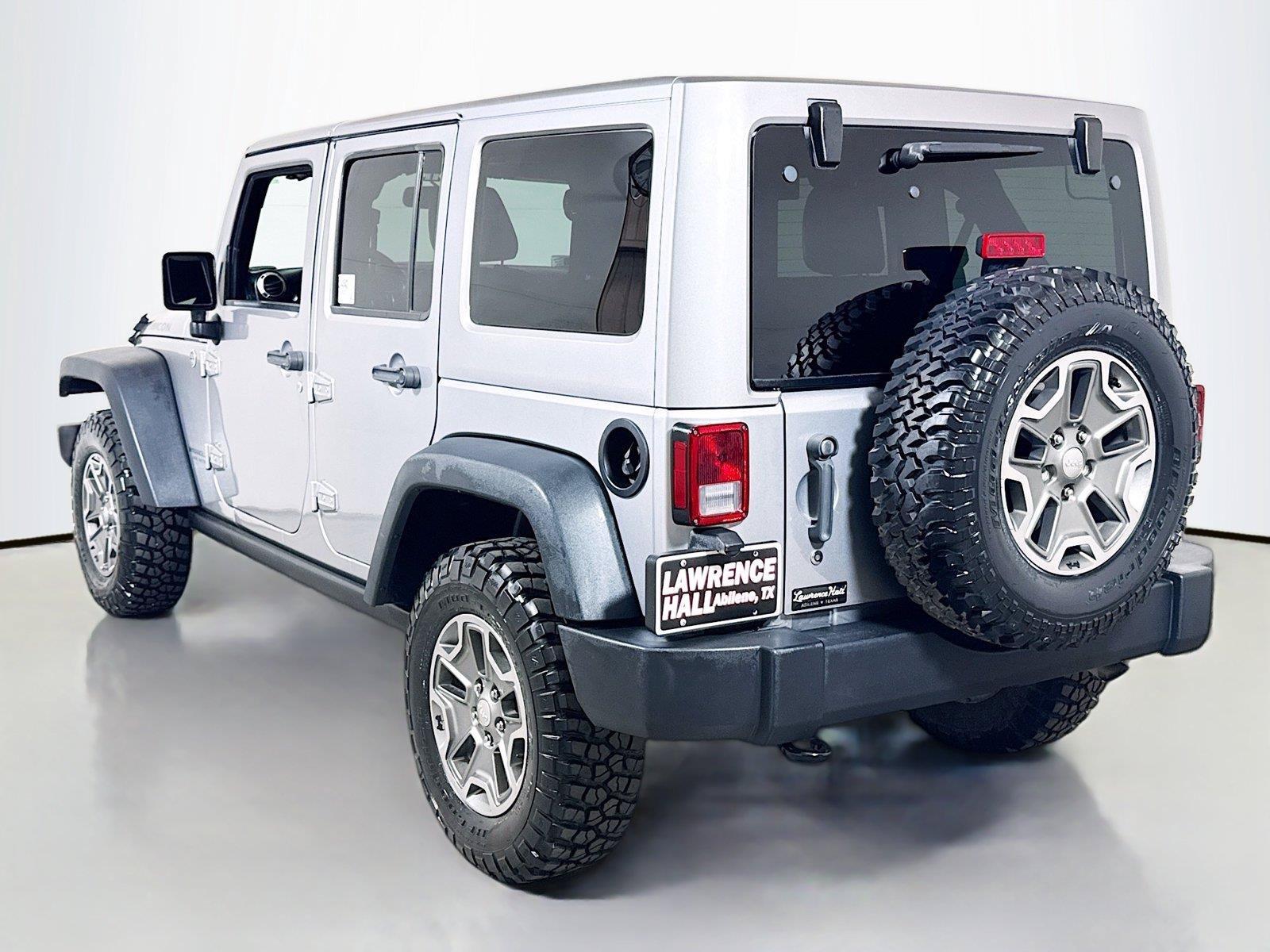 Used 2017 Jeep Wrangler Unlimited Rubicon AWD/4WD image 6