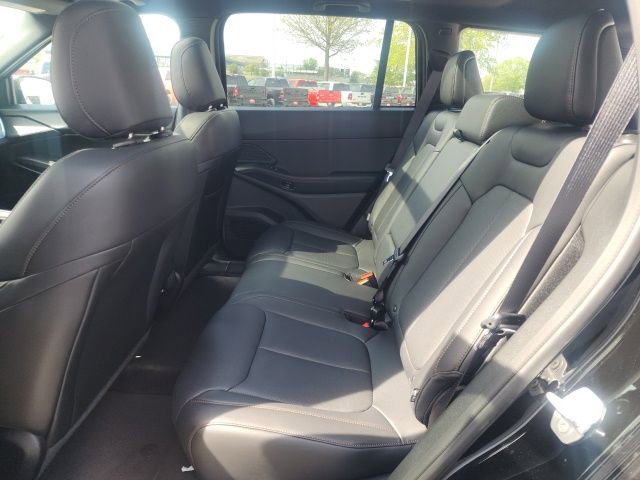 New 2026 Jeep Cherokee Limited AWD/4WD image 17