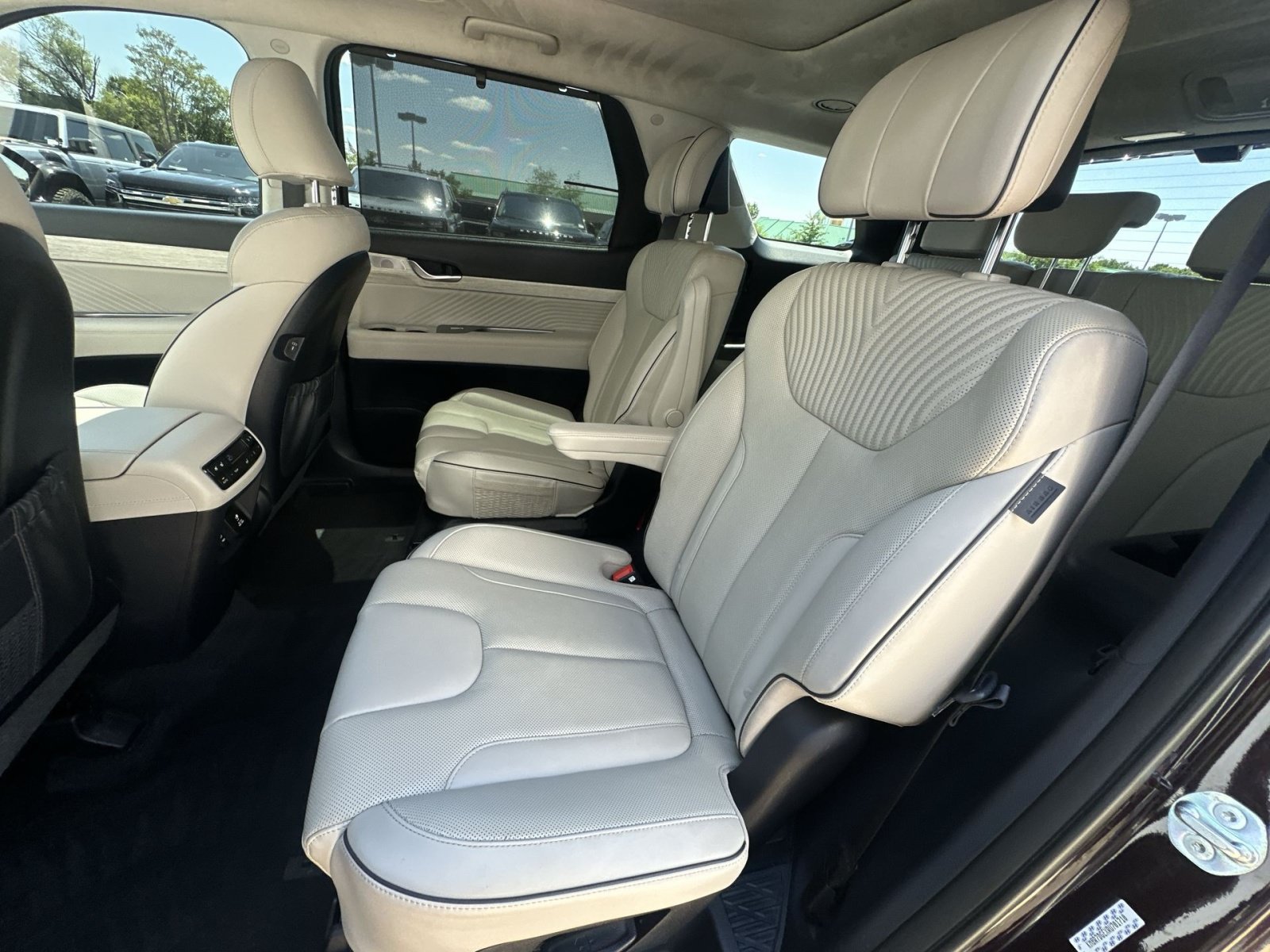 Used 2024 Hyundai Palisade Calligraphy AWD/4WD image 33