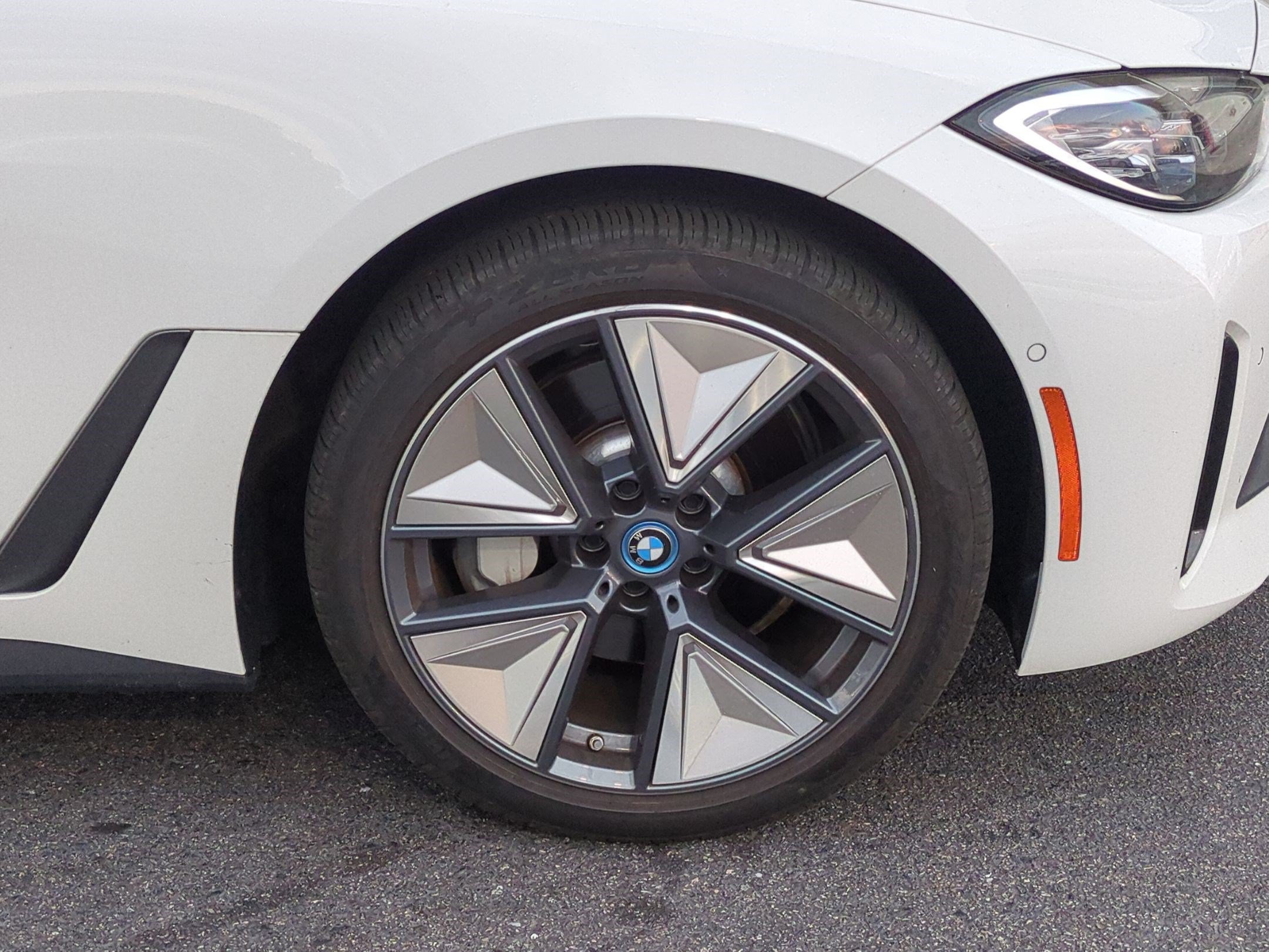 Used 2024 BMW i4 eDrive35 w/ Convenience Package RWD image 12