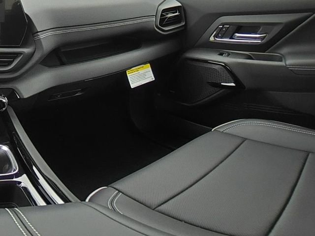 New 2026 Chevrolet Silverado EV LT AWD/4WD image 30