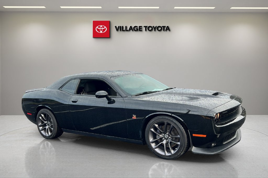 Used 2023 Dodge Challenger R/T Scat Pack RWD image 7