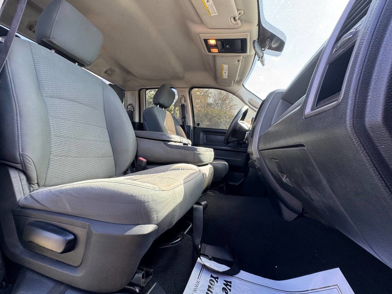 Used 2018 RAM 1500 Express RWD image 21