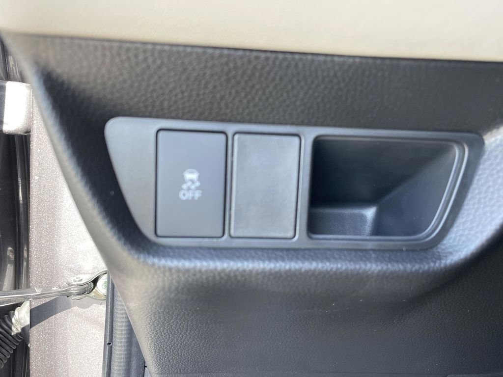 New 2026 Honda HR-V LX image 28