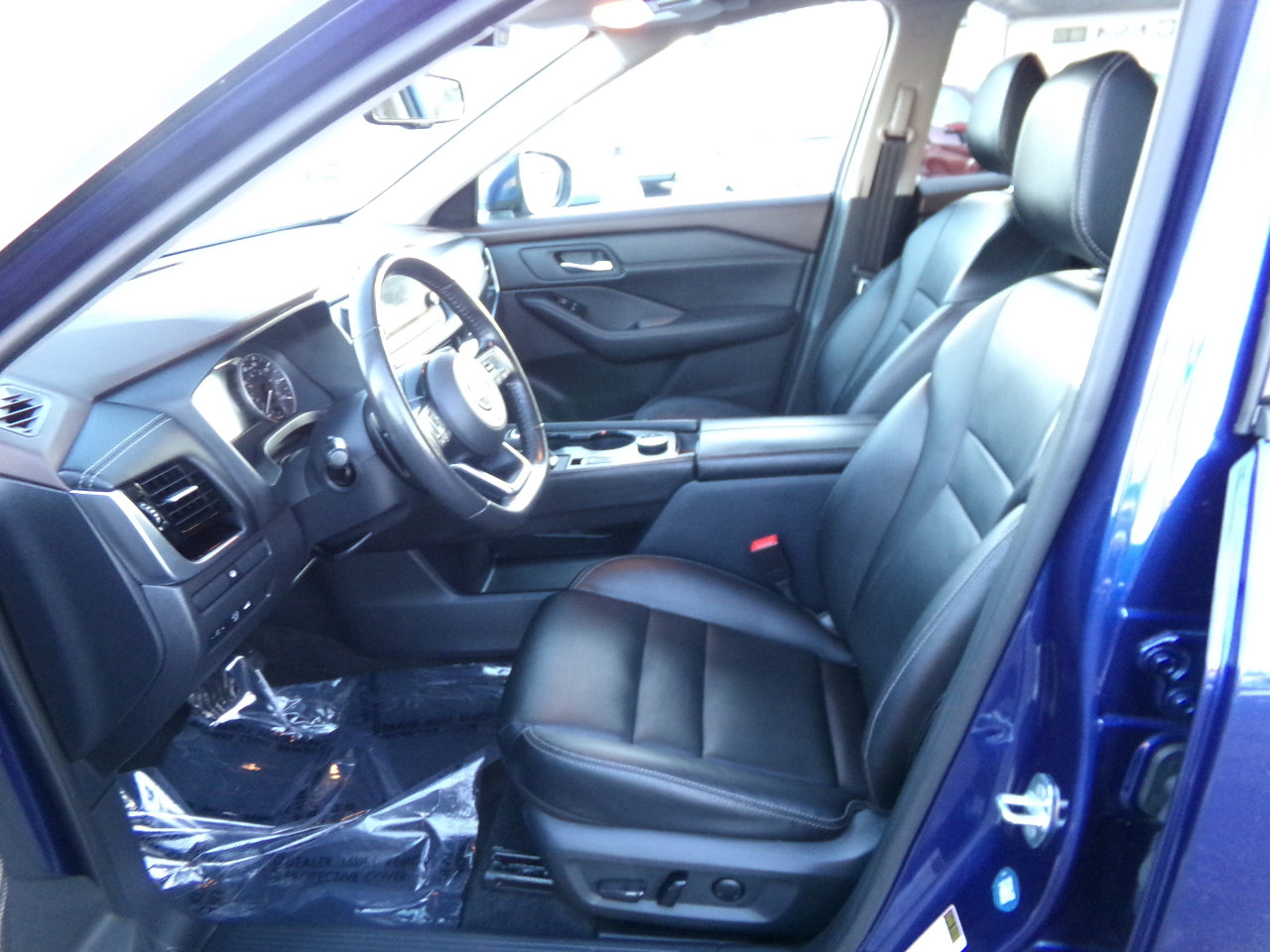 Used 2023 Nissan Rogue SL image 13