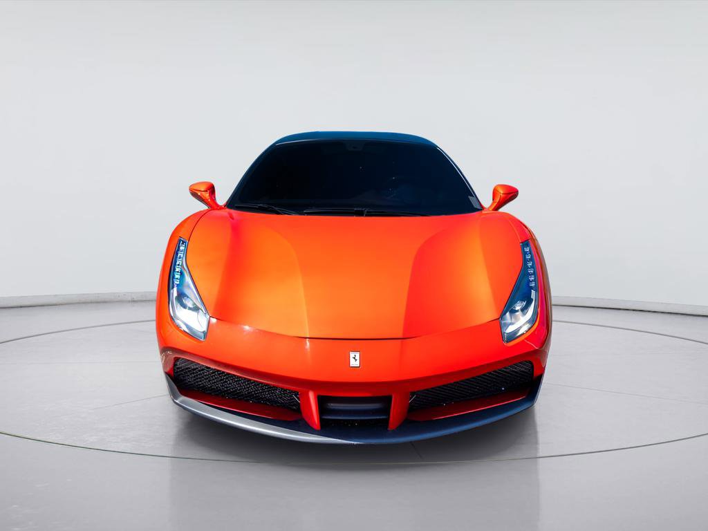 Used 2017 Ferrari 488 GTB RWD image 13