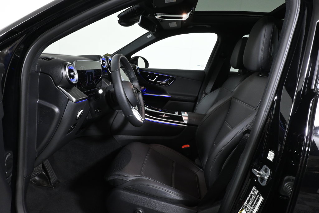 Certified 2026 Mercedes-Benz GLC 300 4MATIC image 3