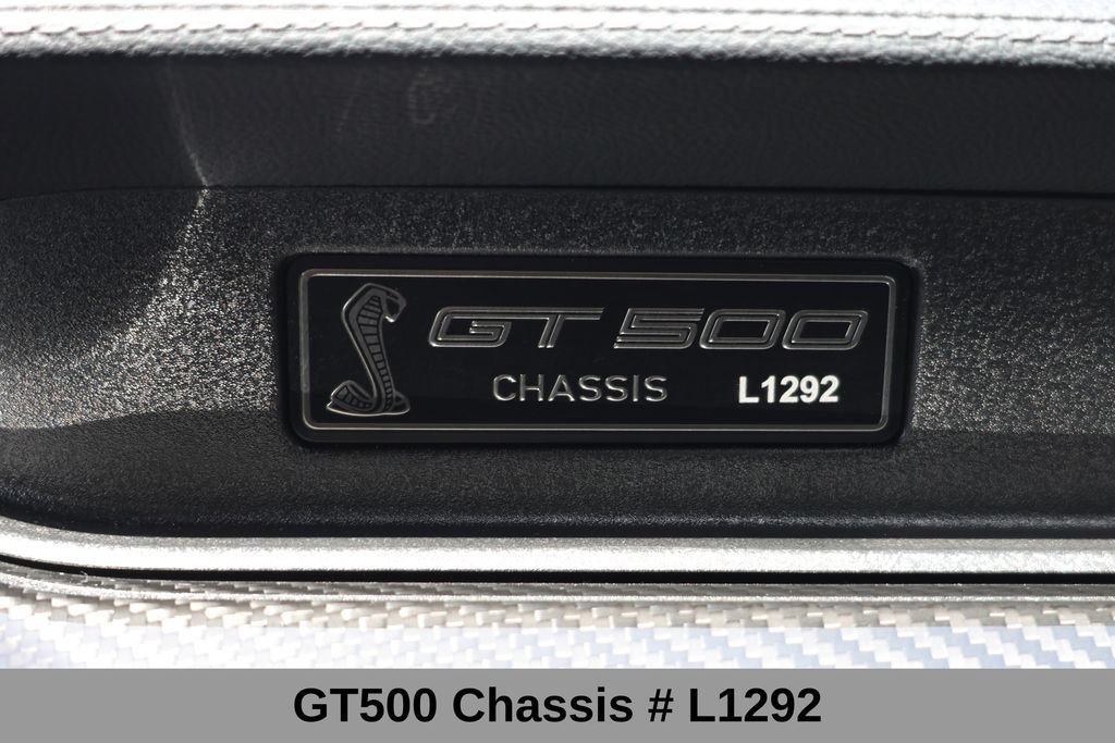 Used 2020 Ford Mustang Shelby GT500 w/ Carbon Fiber Track Pack RWD image 8