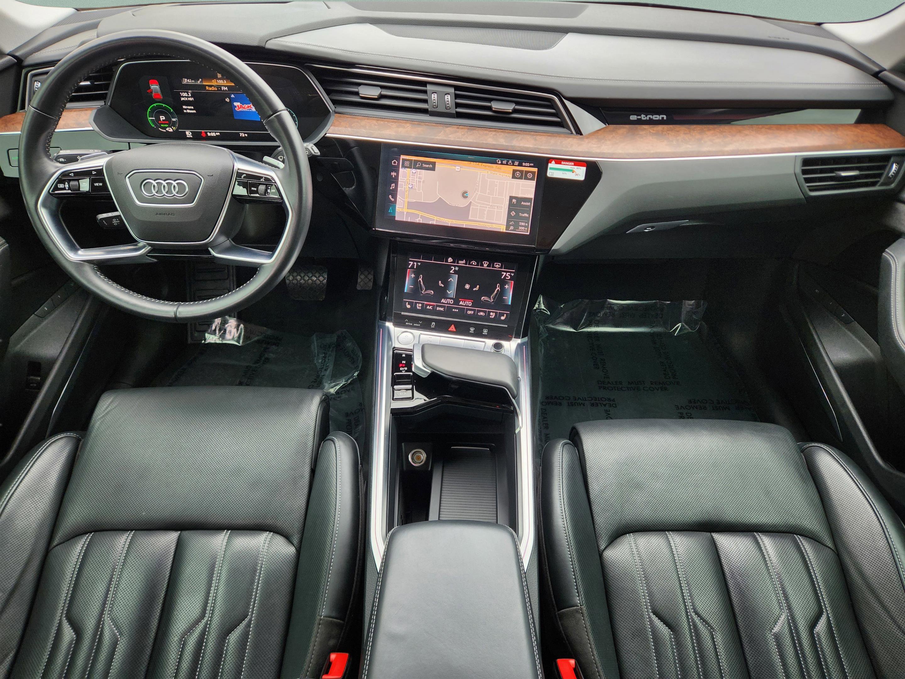 Used 2019 Audi e-tron Prestige w/ Prestige Package image 22