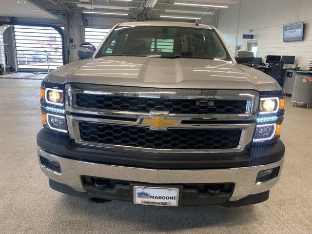 Used 2015 Chevrolet Silverado 1500 LTZ Z71 AWD/4WD image 2