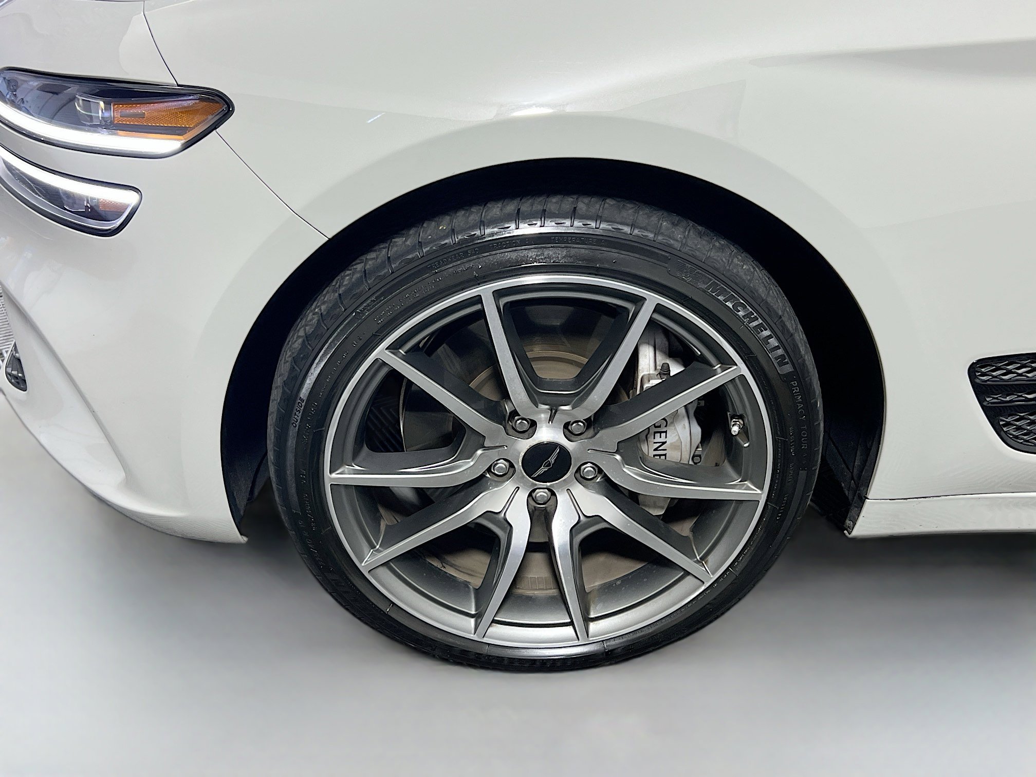 Used 2024 Genesis G70 2.5T AWD/4WD image 13