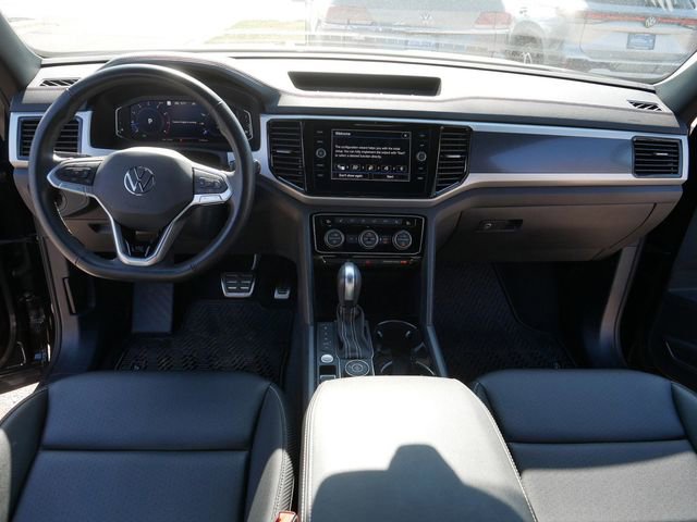 Certified 2023 Volkswagen Atlas Cross Sport SEL R-Line AWD/4WD image 22