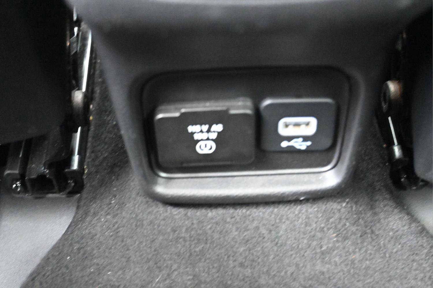 Used 2021 Jeep Compass Limited image 9
