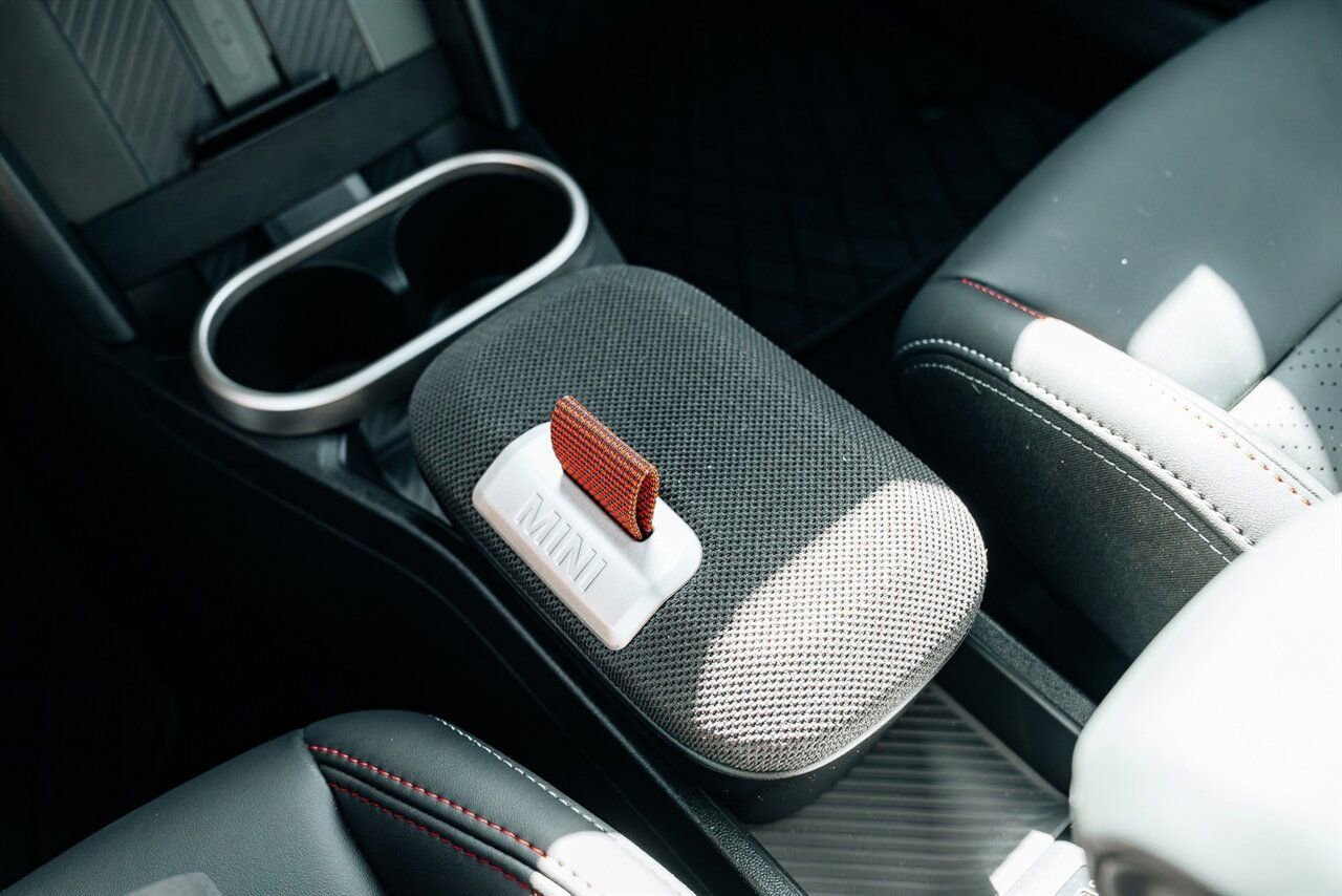 Used 2025 MINI Cooper John Cooper Works image 39