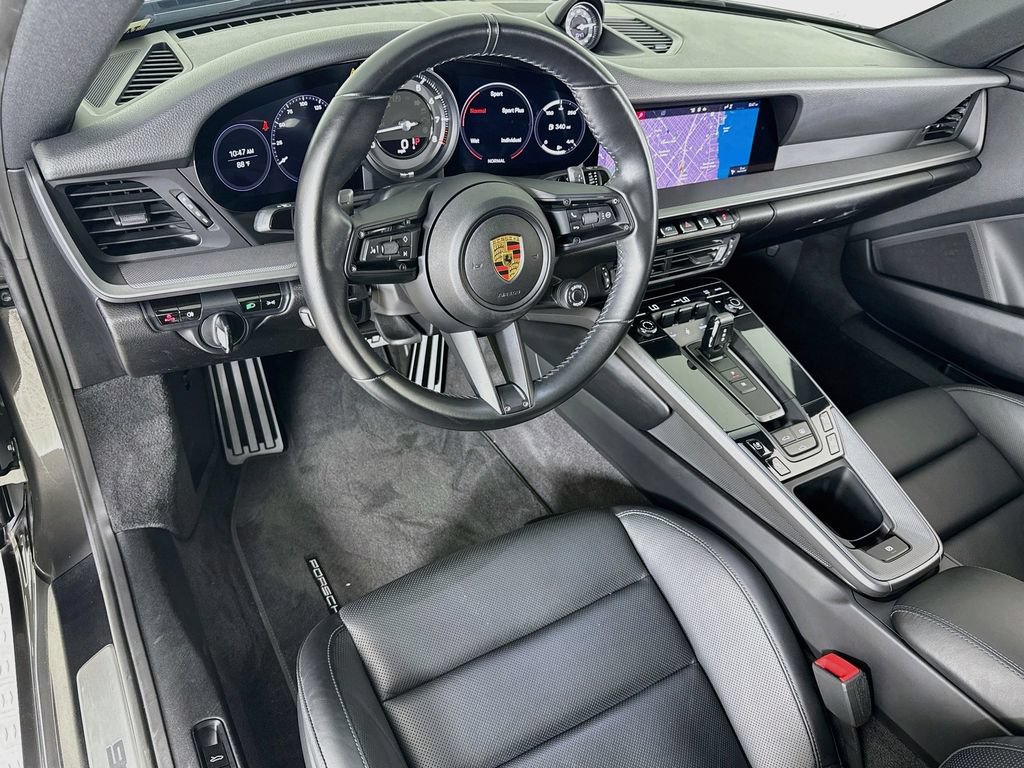 Used 2021 Porsche 911 Carrera image 4