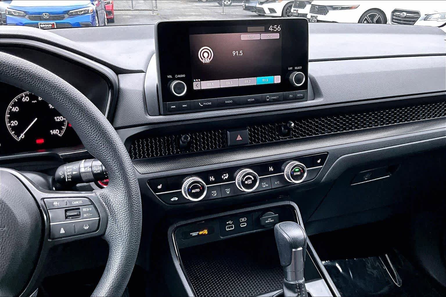 Used 2023 Honda CR-V EX image 7