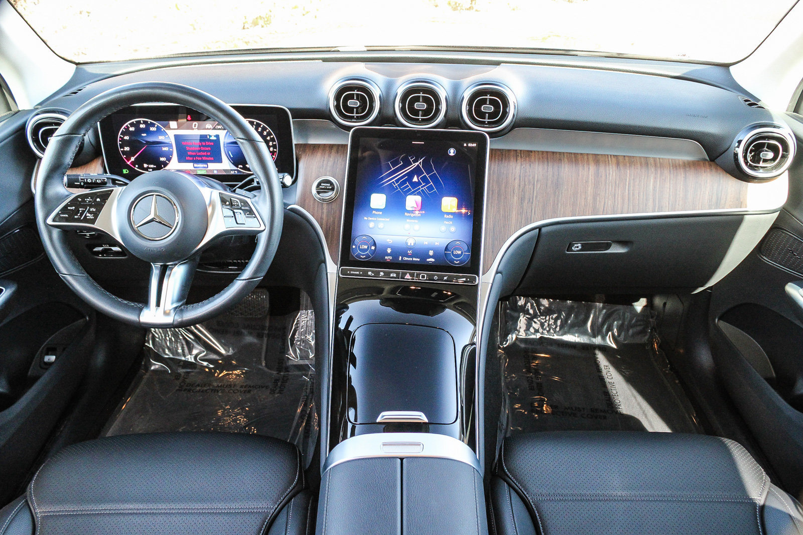 Certified 2025 Mercedes-Benz GLC 350e 4MATIC image 12