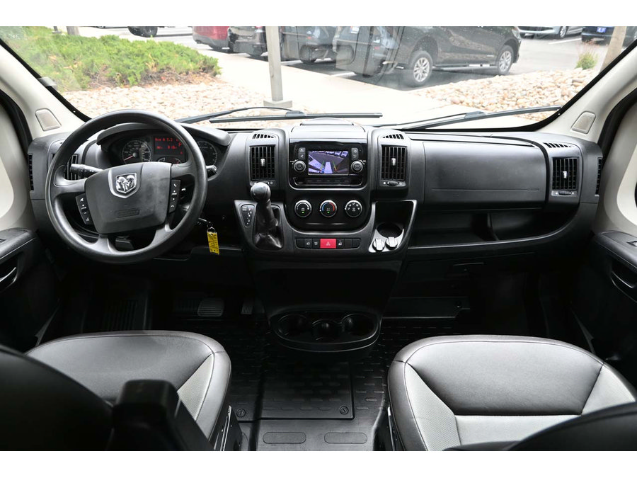 Used 2016 RAM ProMaster 2500 w/ Premium Appearance Group FWD image 22