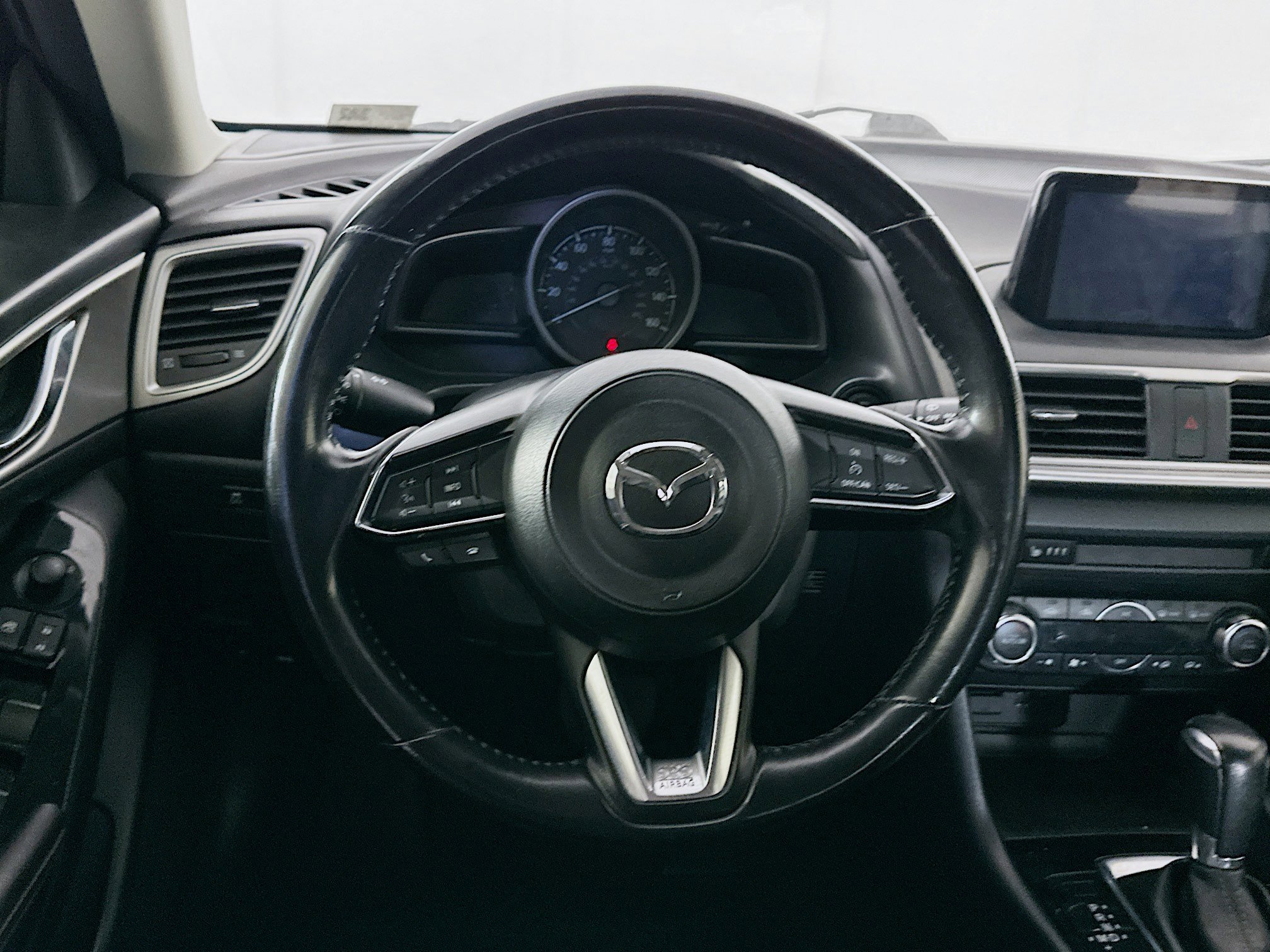 Used 2017 MAZDA MAZDA3 Touring image 17