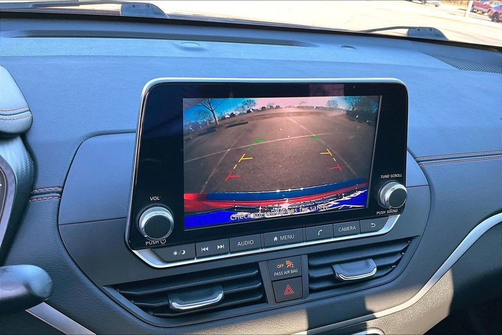 Used 2022 Nissan Altima 2.5 SR image 14