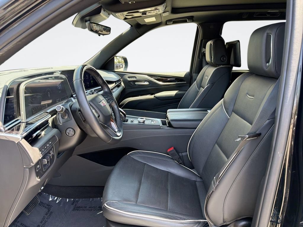 Certified 2023 Cadillac Escalade Sport AWD/4WD image 22