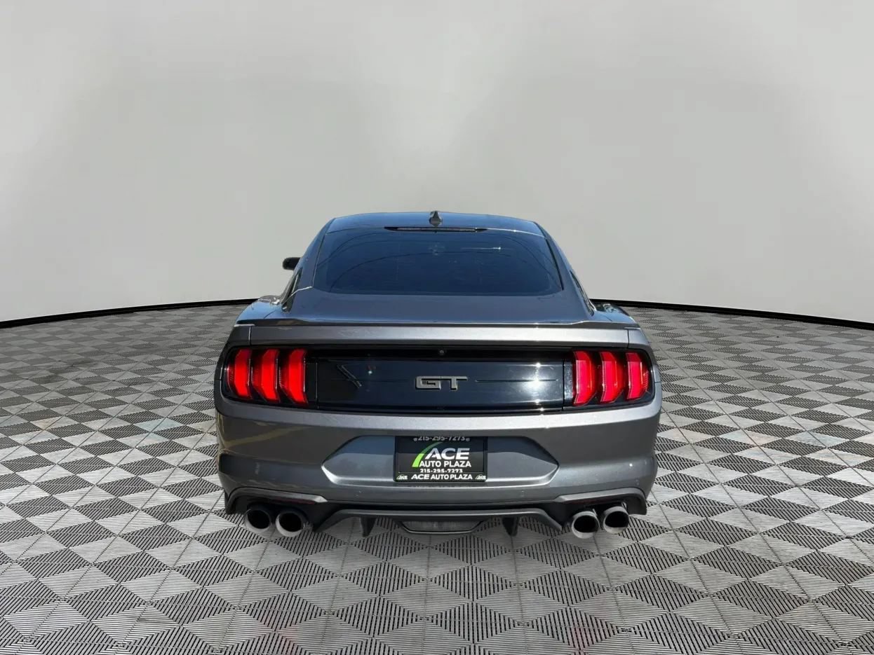 Used 2022 Ford Mustang GT RWD image 6