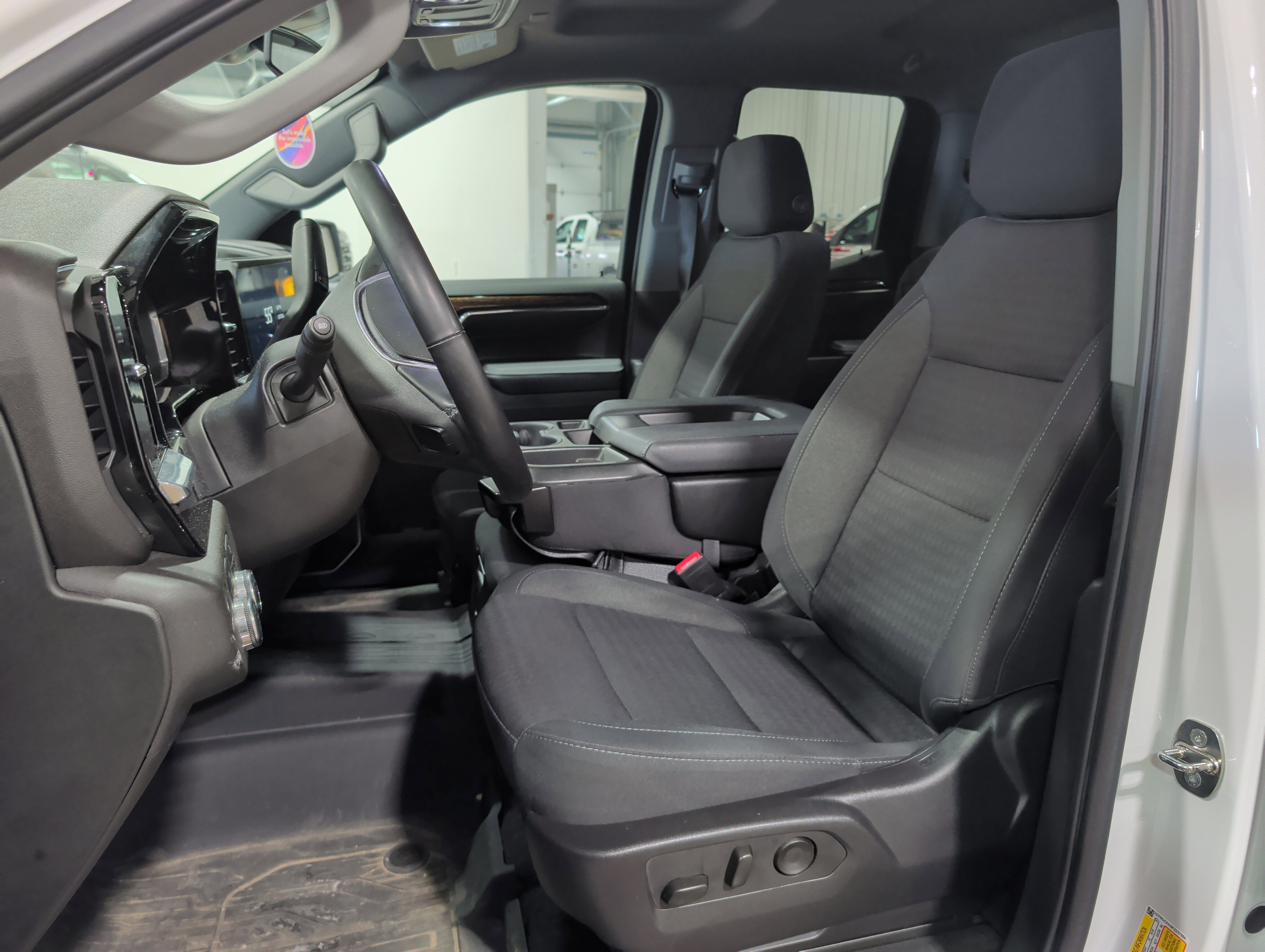 Used 2023 GMC Sierra 1500 Elevation image 7