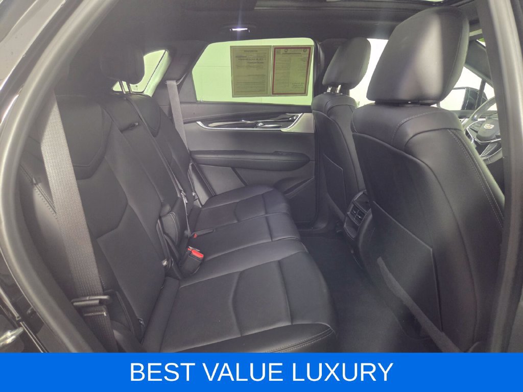Used 2021 Cadillac XT5 Premium Luxury w/ LPO, Floor Liner Package AWD/4WD image 28
