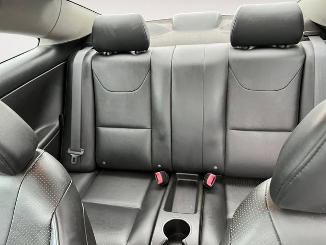 Used 2007 Pontiac G6 GT w/ Premium Package FWD image 12