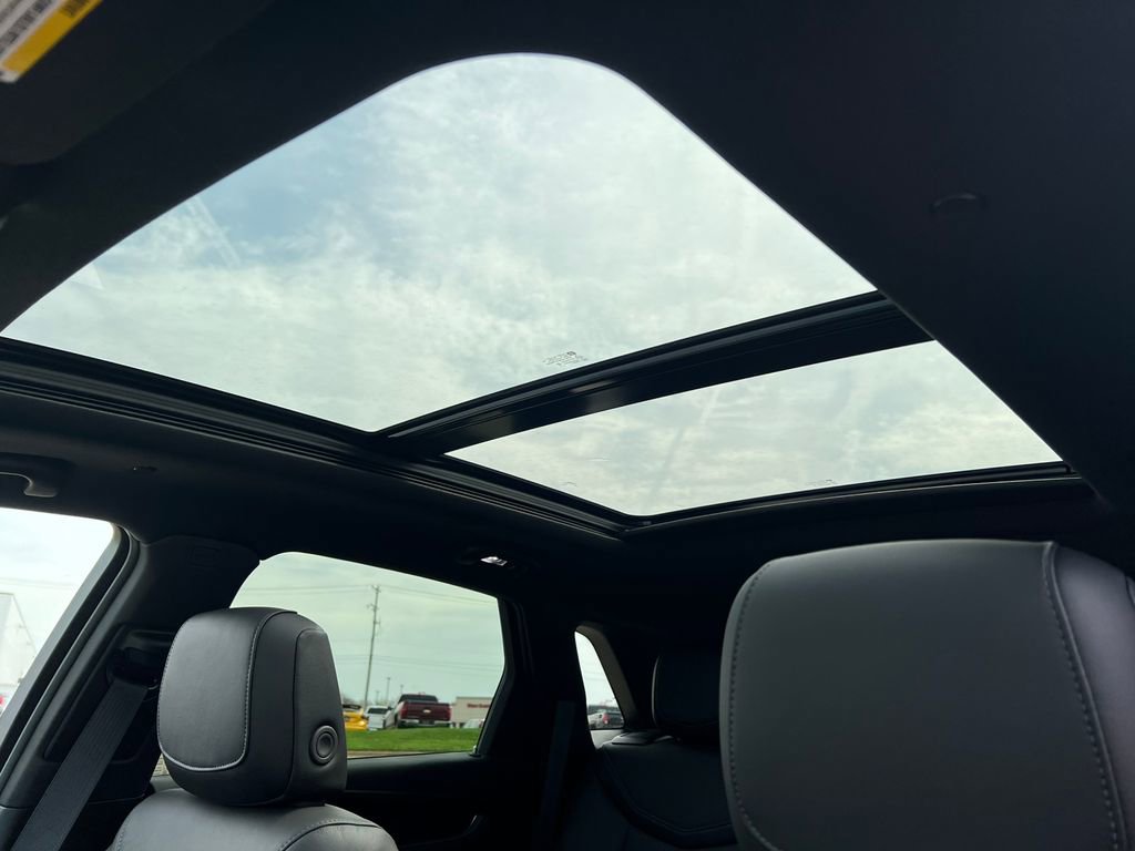 New 2026 Cadillac XT5 Premium Luxury image 12