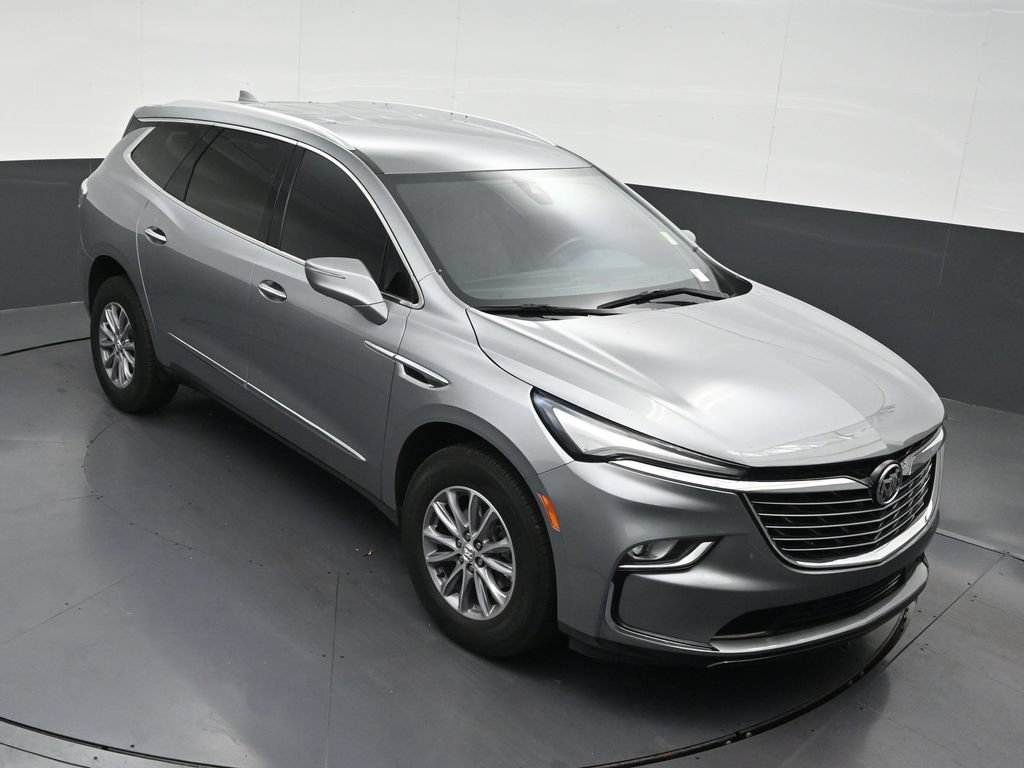 Used 2024 Buick Enclave Essence w/ Technology Package FWD image 22