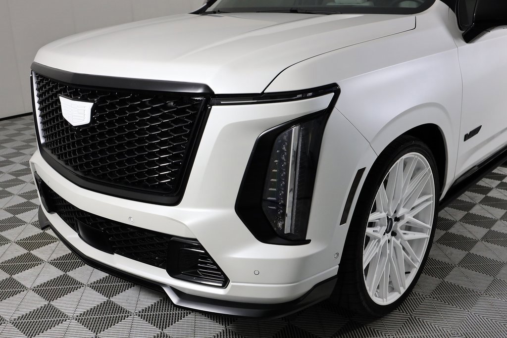 Used 2025 Cadillac Escalade V image 45