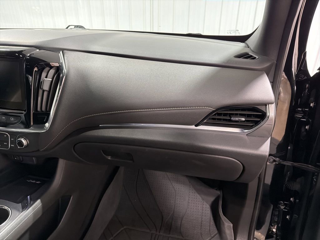 Used 2023 Chevrolet Traverse LT w/ LPO, Floor Liner Package image 24