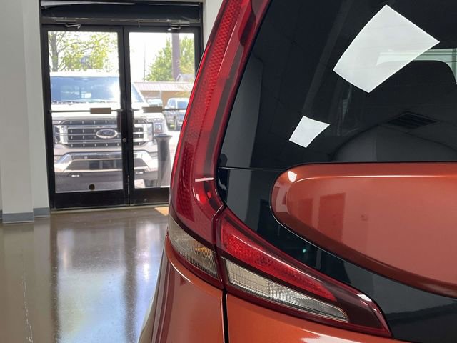 Used 2020 Kia Soul LX image 11