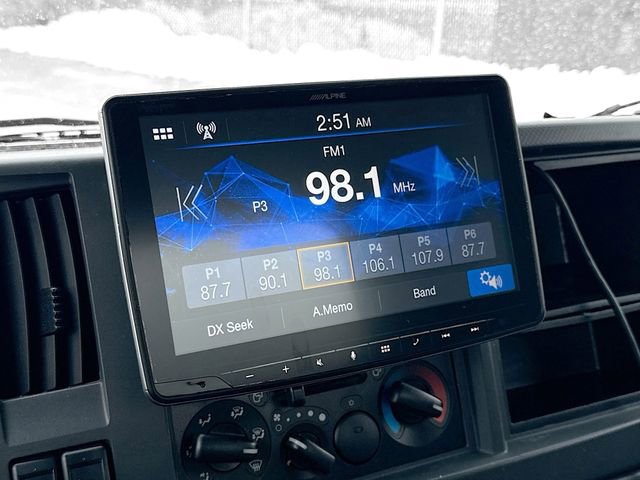 Used 2019 Isuzu NPR HD image 11