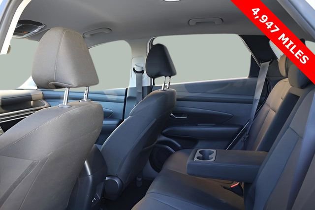 Used 2025 Hyundai Tucson SE image 15