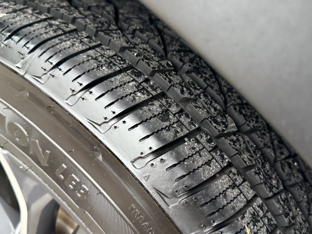 Used 2020 Honda CR-V EX image 40