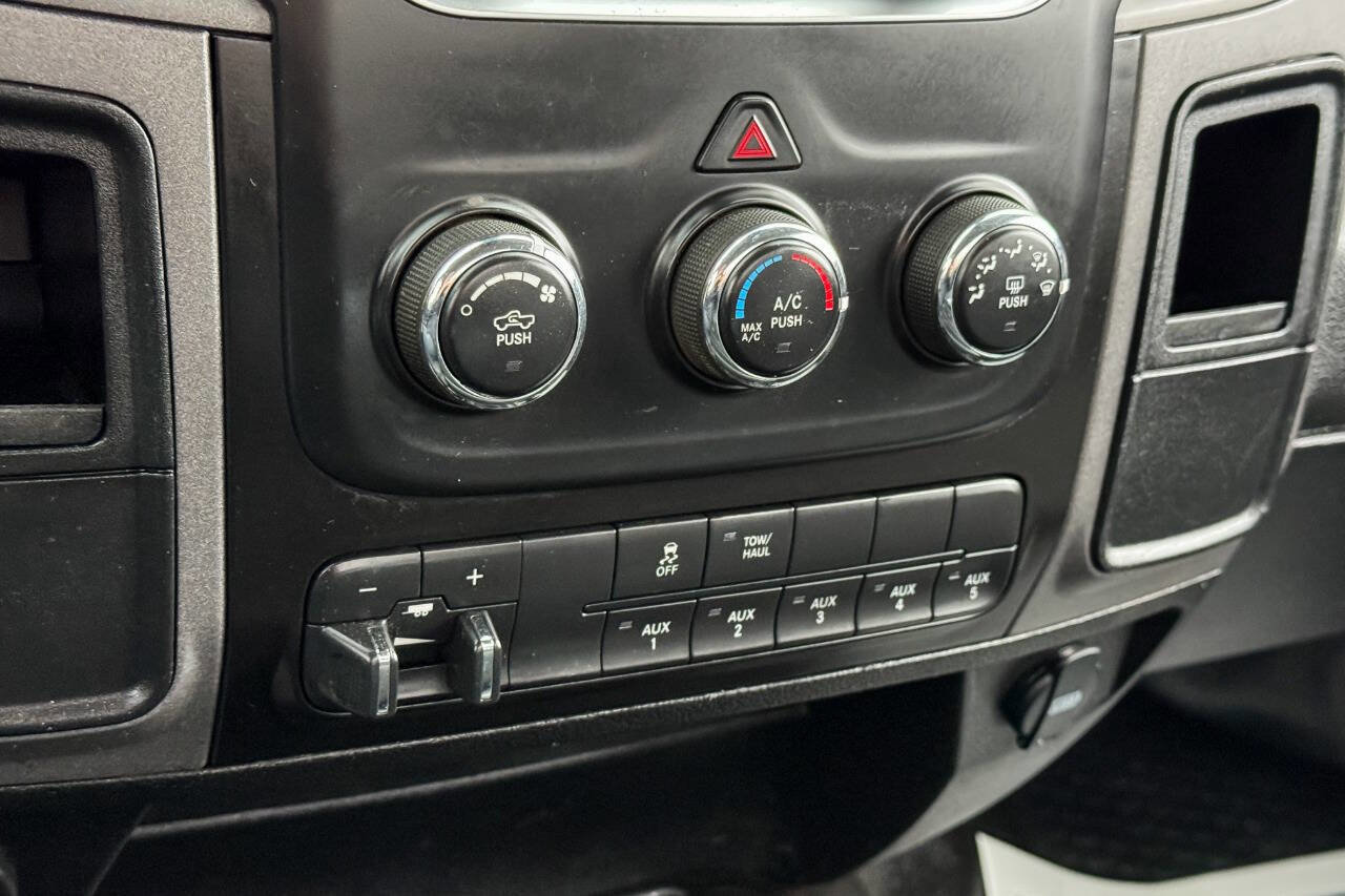 Used 2018 RAM 2500 Tradesman w/ Snow Chief Group image 28