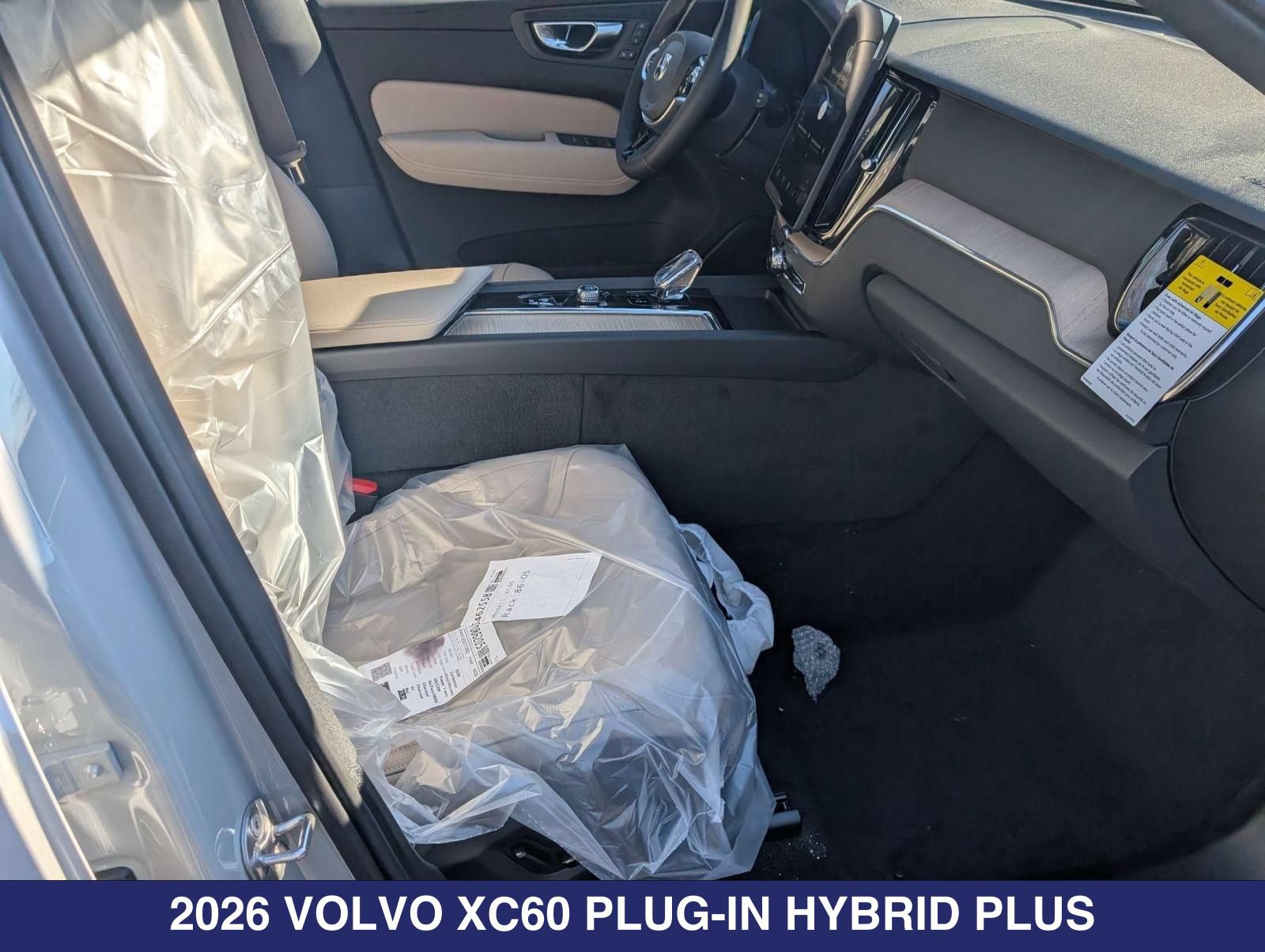 New 2026 Volvo XC60 T8 Plus w/ Protection Package Premier AWD/4WD image 22