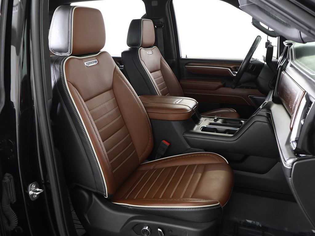 Used 2024 GMC Sierra 3500 Denali Ultimate image 37