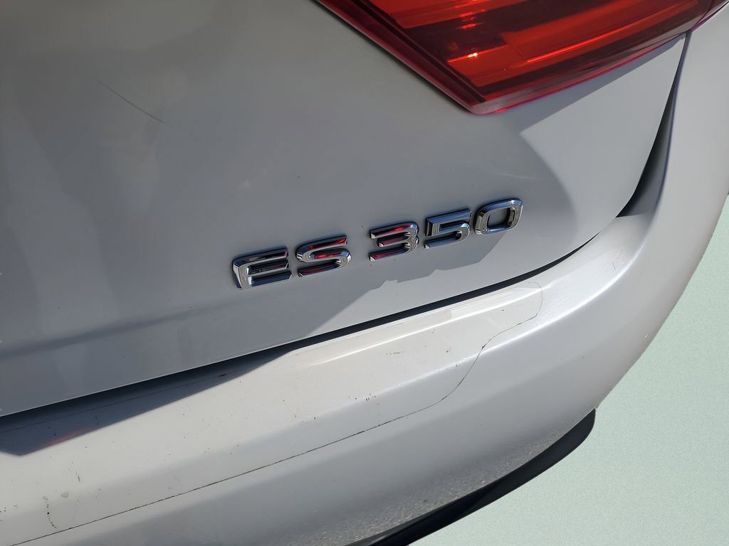 Used 2016 Lexus ES 350 w/ Premium Package w/Wood Trim image 40