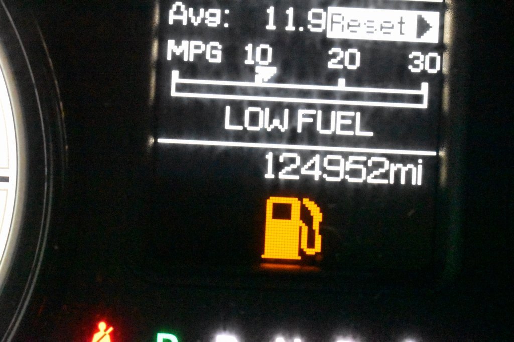 Used 2018 RAM 1500 Express image 22