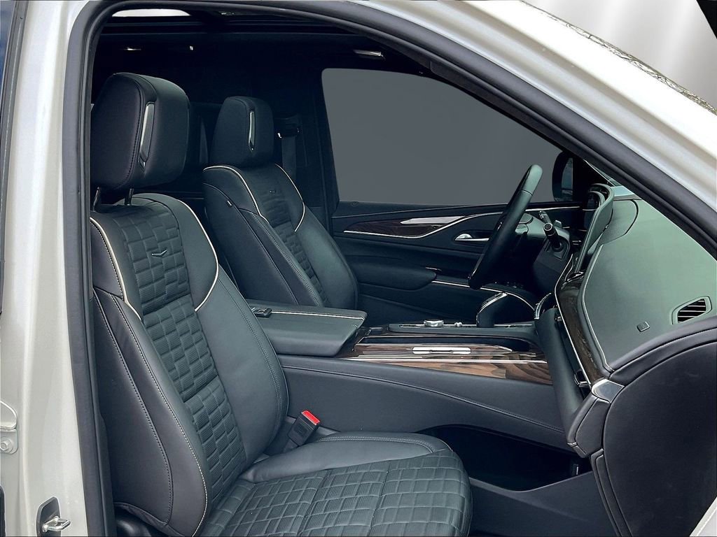 Used 2024 Cadillac Escalade Sport Platinum AWD/4WD image 30