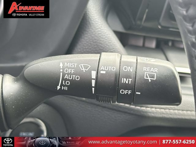 Certified 2020 Toyota RAV4 XLE Premium AWD/4WD image 28